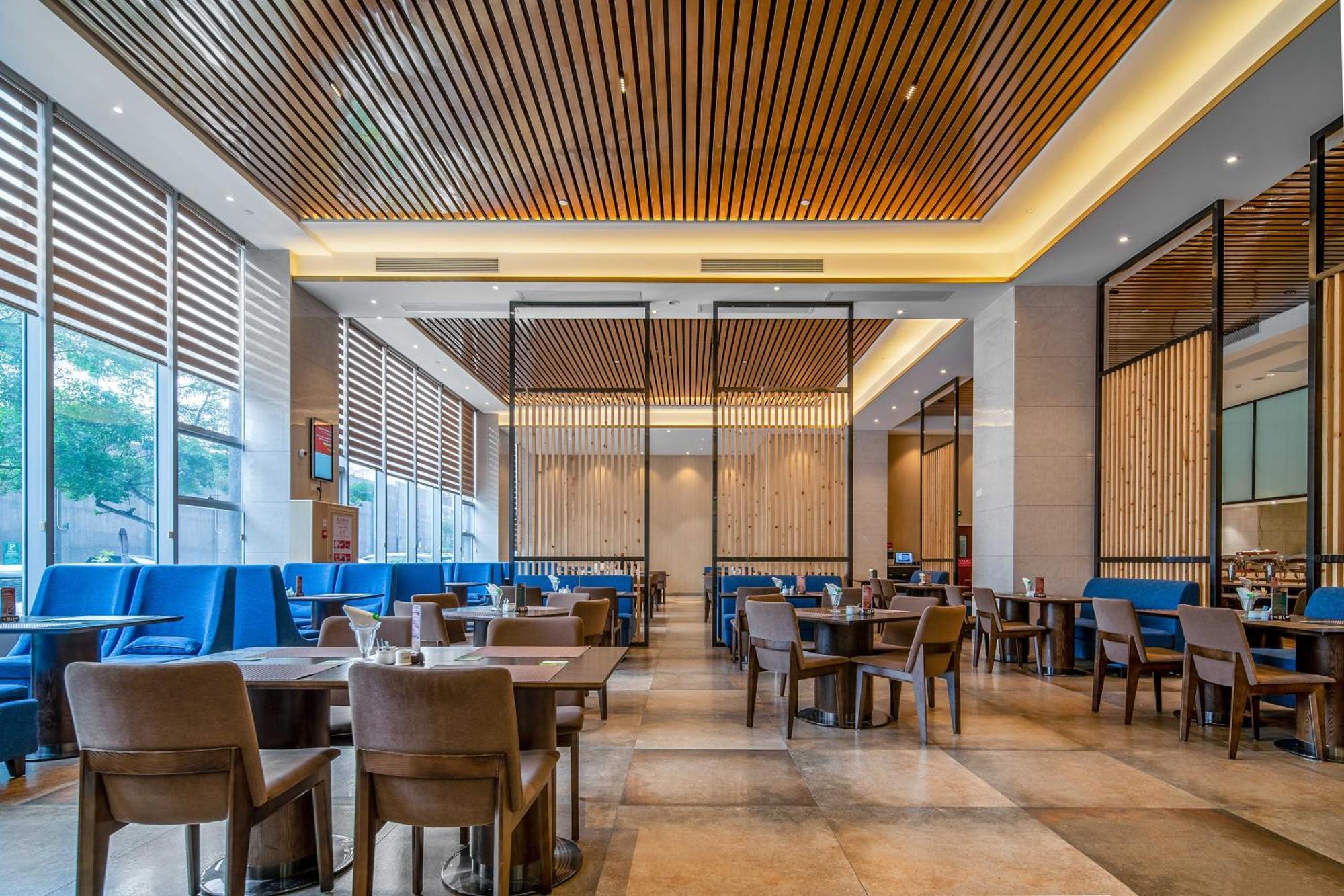 Phoenix Hill Hotel Dongguan - Golf Course Shop Exteriér fotografie